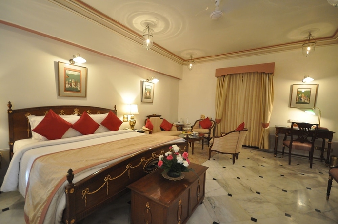 Imagen de la habitación del Hotel Taj Fateh Prakash Palace. Foto 13