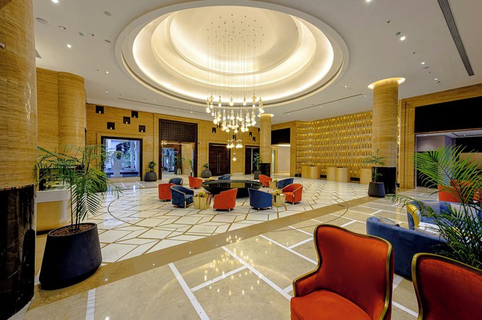 Imagen de los interiores del Hotel Taj Gandhinagar Resort And Spa. Foto 15