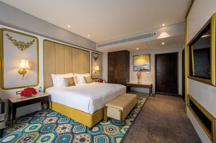 Imagen de la habitación del Hotel Taj Gandhinagar Resort And Spa. Foto 7