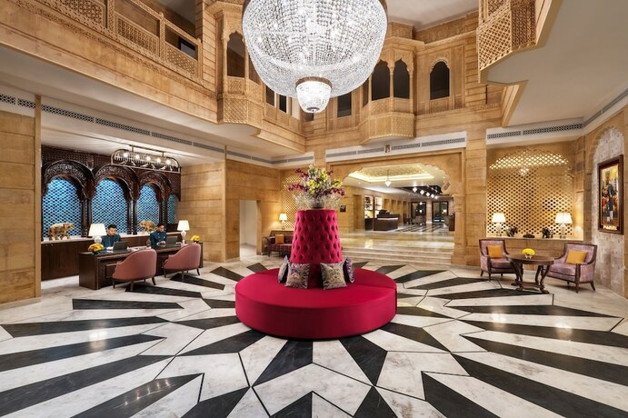 Imagen de la habitación del Hotel Taj Gorbandh Palace. Foto 30