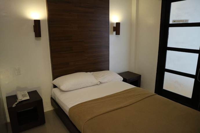 Imagen de la habitación del Hotel Taj Guesthouse. Foto 5