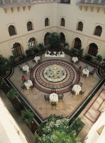 Imagen de los exteriores del Hotel Taj Hari Mahal Jodhpur. Foto 8