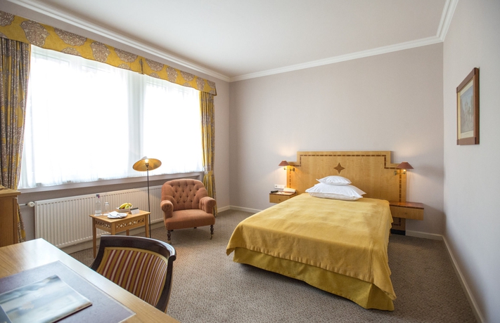 Imagen de la habitación del Hotel Taj Hessischer Hof Frankfurt. Foto 5