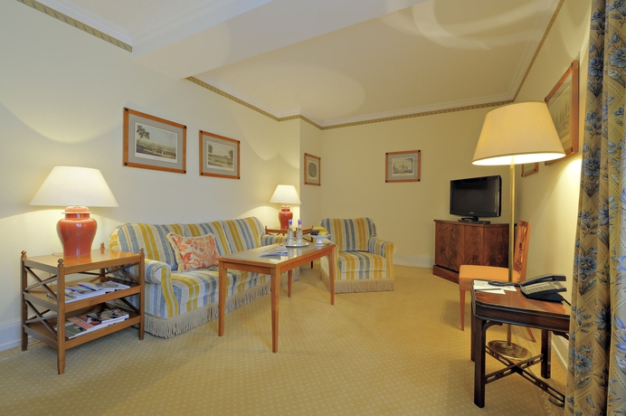 Imagen de los interiores del Hotel Taj Hessischer Hof Frankfurt. Foto 11