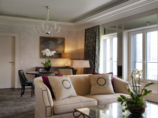 Imagen de los interiores del Hotel Taj Hessischer Hof Frankfurt. Foto 12