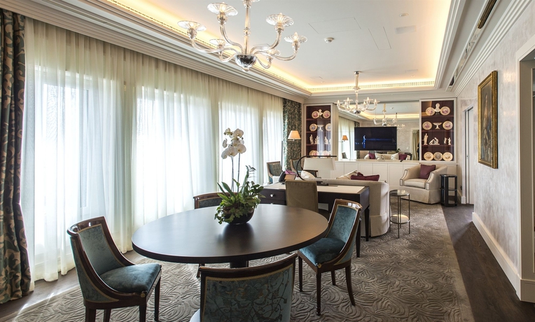 Imagen de la habitación del Hotel Taj Hessischer Hof Frankfurt. Foto 9