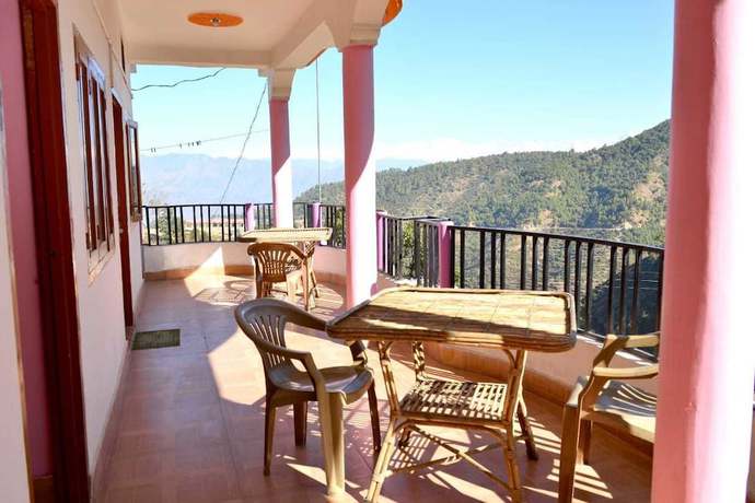 Imagen de la habitación del Hotel Taj Himalaya khirsu. Foto 9