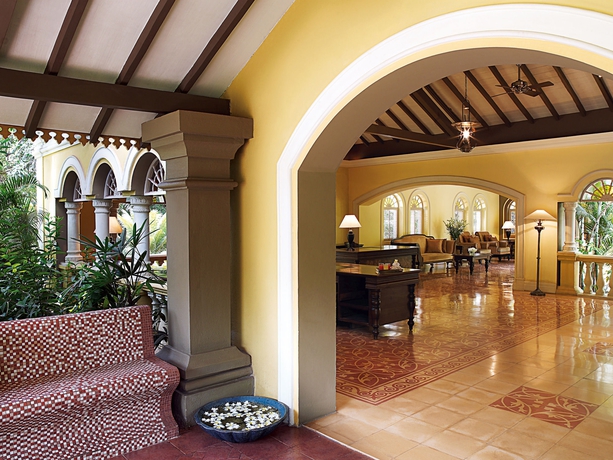 Imagen de los interiores del Hotel Taj Holiday Village Resort and Spa. Foto 5