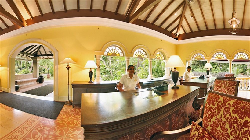 Imagen de los interiores del Hotel Taj Holiday Village Resort and Spa. Foto 6