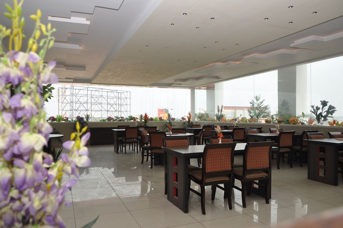 Imagen del bar/restaurante del Hotel Taj Inn. Foto 5