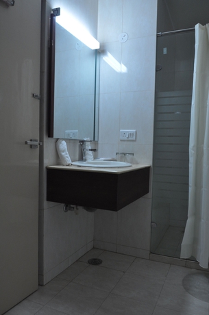 Imagen de la habitación del Hotel Taj Inn. Foto 11