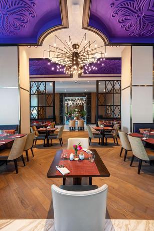Imagen del bar/restaurante del Hotel Taj Jumeirah Lakes Towers. Foto 1