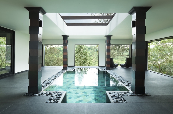 Imagen de los interiores del Hotel Taj Madikeri Resort and Spa, Coorg. Foto 18