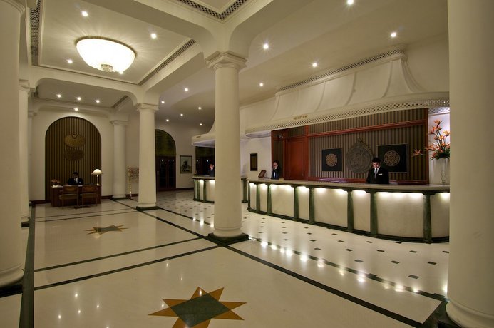 Imagen de los interiores del Hotel Taj Mahal Lucknow. Foto 16