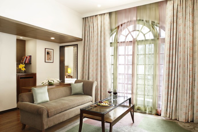 Imagen de los exteriores del Hotel Taj Mahal Lucknow. Foto 15