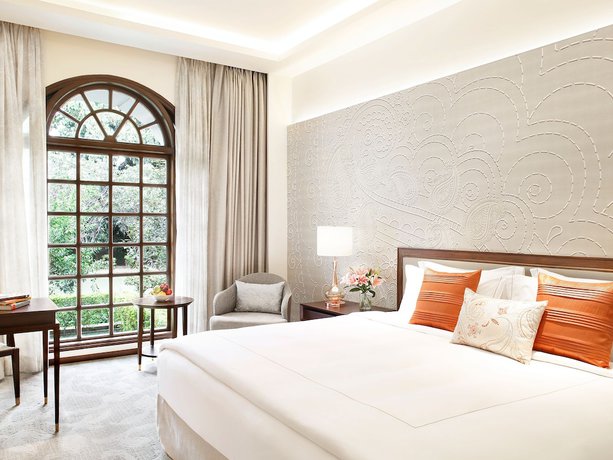 Imagen de la habitación del Hotel Taj Mahal Lucknow. Foto 11