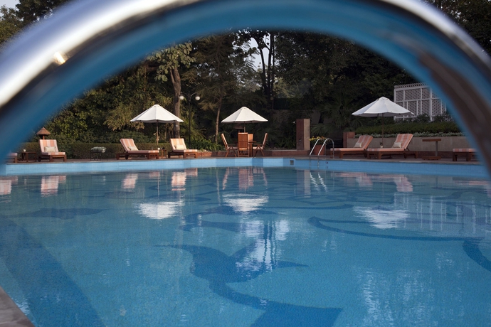 Imagen de la piscina del Hotel Taj Mahal, New Delhi. Foto 16