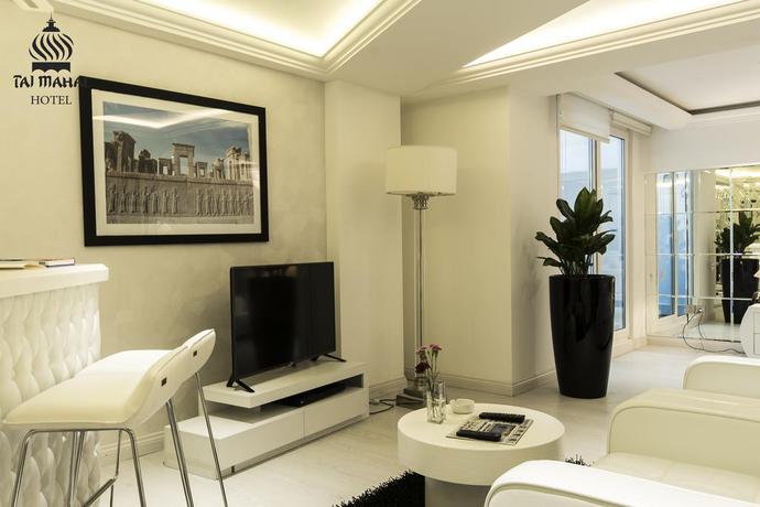 Imagen de los interiores del Hotel Taj Mahal Tehran. Foto 8