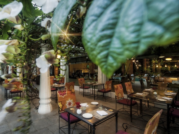 Imagen del bar/restaurante del Hotel Taj Mg Road, Bengaluru. Foto 5