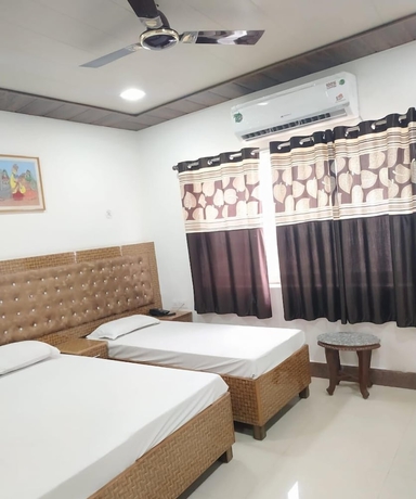 Imagen de la habitación del Hotel Taj Plaza. Foto 7