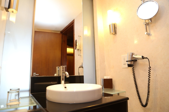 Imagen de la habitación del Hotel Taj Samudra. Foto 3