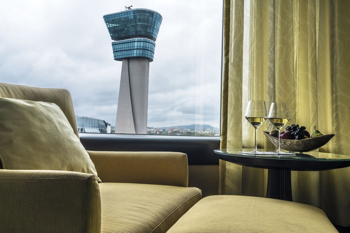 Imagen de la habitación del Hotel Taj Santacruz. Foto 5