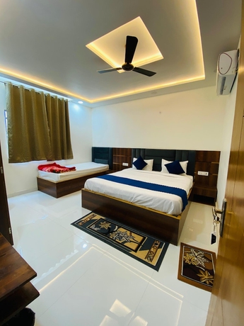 Imagen de la habitación del Hotel Taj Silver Palace. Foto 2