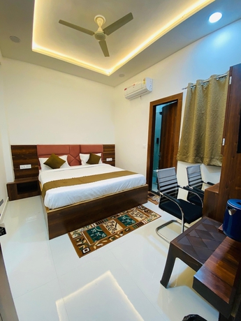 Imagen de la habitación del Hotel Taj Silver Palace. Foto 3