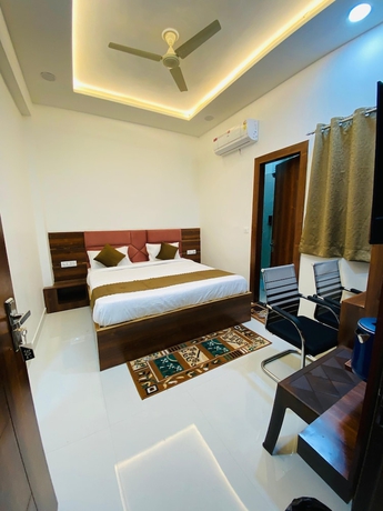 Imagen de la habitación del Hotel Taj Silver Palace. Foto 6