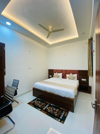 Imagen de la habitación del Hotel Taj Silver Palace. Foto 7
