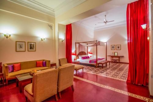 Imagen de la habitación del Hotel Taj Usha Kiran Palace, Gwalior. Foto 7
