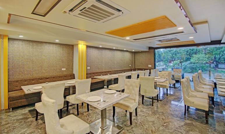Imagen del bar/restaurante del Hotel Taj Venture By Park Tree. Foto 4