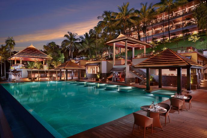 Imagen de la piscina del Hotel Taj Wayanad Resort and Spa, Kerala. Foto 20