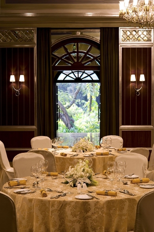 Imagen de los interiores del Hotel Taj West End. Foto 10