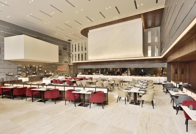 Imagen de los interiores del Hotel Taj and Convention Centre, Agra. Foto 17