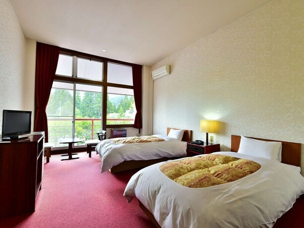 Imagen de la habitación del Hotel Tajimakan. Foto 28