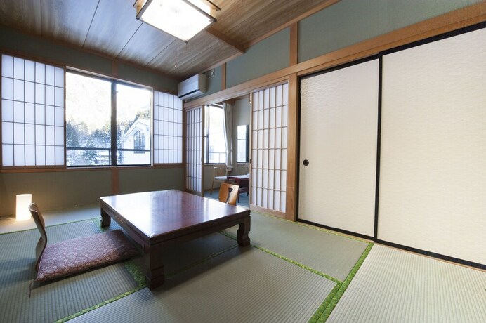 Imagen de la habitación del Hotel Tajimakan. Foto 29