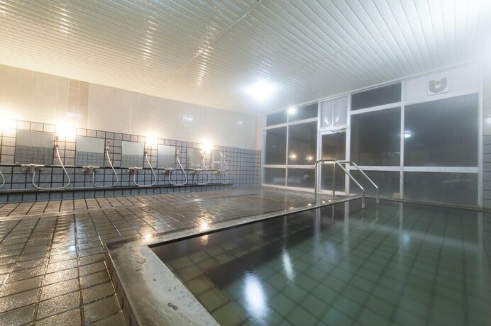 Imagen de la piscina del Hotel Tajimakan. Foto 34