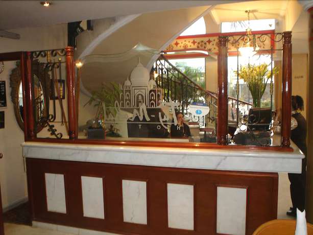 Imagen de los interiores del Hotel Tajmahal. Foto 9