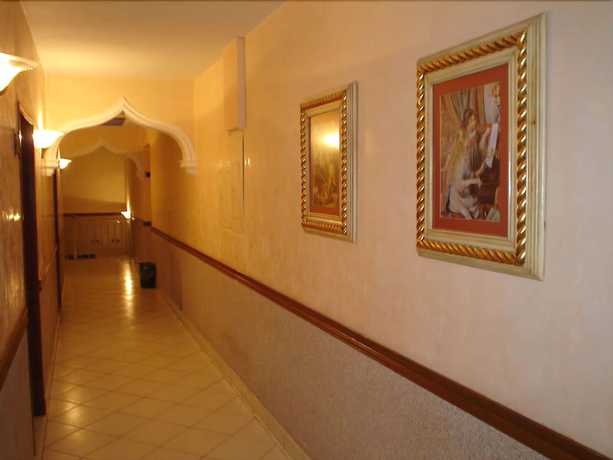 Imagen de los interiores del Hotel Tajmahal. Foto 13