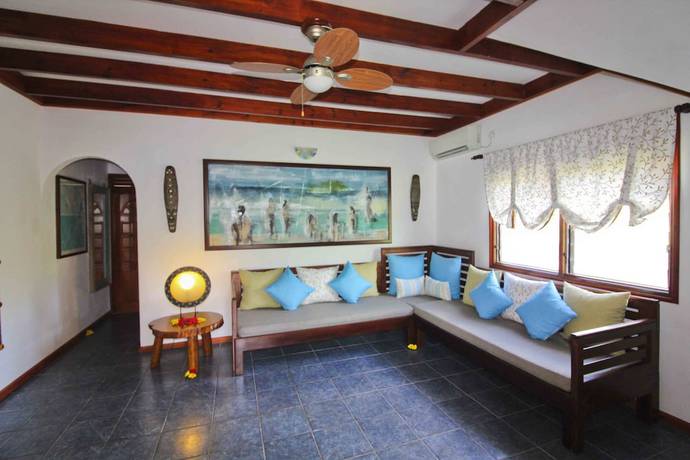 Imagen de los interiores del Hotel Takamaka Green Village. Foto 19