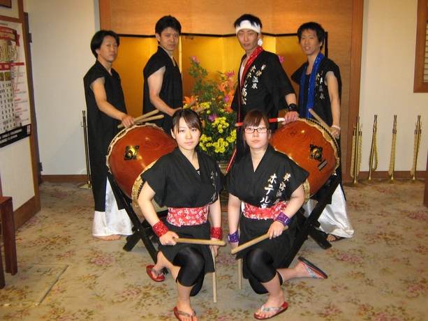 Imagen de los interiores del Hotel Takamatsu. Foto 13