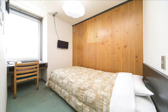 Imagen de la habitación del Hotel Takamatsu Station. Foto 6