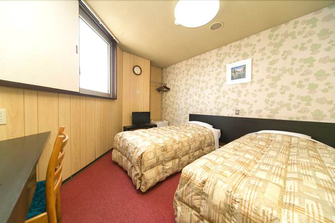 Imagen de la habitación del Hotel Takamatsu Station. Foto 7