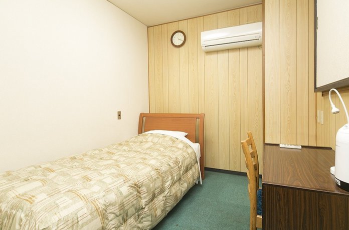 Imagen de la habitación del Hotel Takamatsu Station. Foto 18