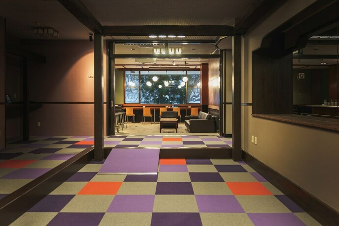 Imagen de los interiores del Hotel Takamiya Hammond. Foto 24