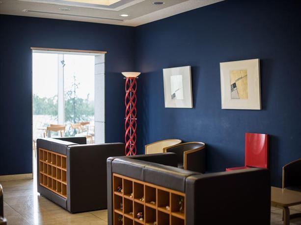 Imagen de los interiores del Hotel Takamiya Rurikura Resort. Foto 7