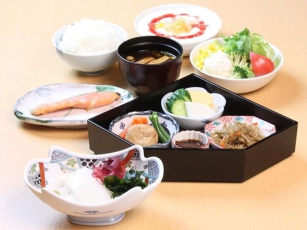 Imagen del bar/restaurante del Hotel Takaoka Manten Ekimae. Foto 9