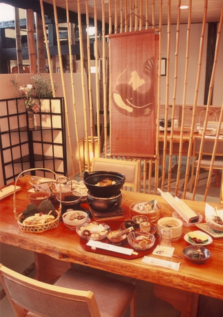 Imagen del bar/restaurante del Hotel Takaragawa Onsen Osenkaku. Foto 6