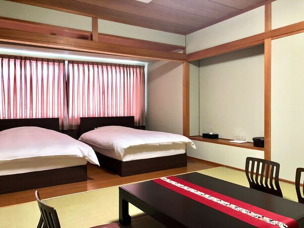 Imagen de la habitación del Hotel Takasago. Foto 19